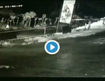 चलती गाड़ी से गिरी एक साल की बच्ची, माता-पिता बेखबर; देखें वीडियो.. 5 Hello Uttarakhand News »