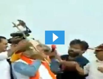 हरियाणा मुख्यमंत्री खट्टर ने अपने ही नेता पर ताना फरसा, बोले- गर्दन काट दूंगा, वीडियो वायरल 3 Hello Uttarakhand News »