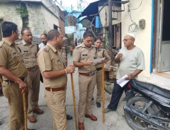 देहरादून: अवैध मीट की दुकानो को पुलिस ने किया बन्द 3 Hello Uttarakhand News »