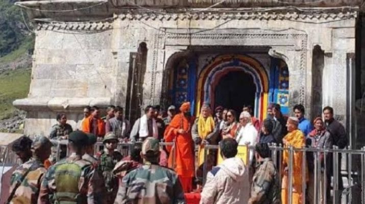 केदारनाथ पहुँचे सेना प्रमुख जनरल बिपिन रावत , बाबा केदार के किए दर्शन 1 Hello Uttarakhand News »