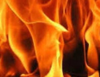 उत्तराखंड में दो भीषण अग्निकांड ,चार लोगो की हालत नाजुक ,सड़क पर आया परिवार 3 Hello Uttarakhand News »