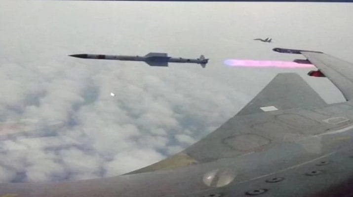 डीआरडीओ ने किया हवा-से-हवा में मार करने वाली 'अस्त्र' मिसाइल का सफल परीक्षण 1 Hello Uttarakhand News »