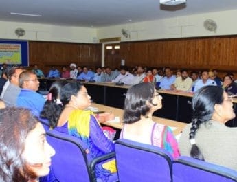 उत्तराखंड: 8 जिलों में सीएम हेल्पलाइन ट्रेनिंग संपन्न, शेष जिलों में भी होगी शीघ्र 3 Hello Uttarakhand News »