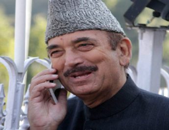 जम्‍मू-कश्मीर दौरे पर गुलाम नबी आजाद, 370 हटने के बाद कांग्रेस के किसी वरिष्ठ नेता का पहला दौरा 2 Hello Uttarakhand News &raquo;