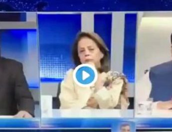 VIRAL VIDEO: कश्मीर पर बोलते ही कुर्सी से गिरे पाकिस्तानी विश्लेषक, लोग बोले- कुर्सी संभल नहीं रही, कश्मीर मांग रहे 2 Hello Uttarakhand News »