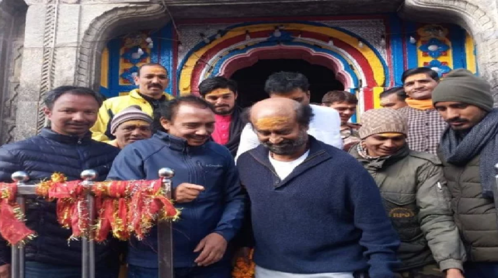 सुपर स्टार रजनीकांत ने बेटी के साथ किये बाबा केदार के दर्शन 1 Hello Uttarakhand News »