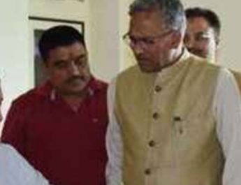 हरीश रावत ने शुभचिंतकों को अस्पताल से दिया सन्देश, CM त्रिवेंद्र ने पूछा हाल 4 Hello Uttarakhand News »