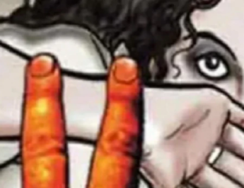 उत्तराखंड: माँ की मौत के बाद नाबालिक बेटी से दुष्कर्म करता रहा पिता, डेढ़ साल बाद लड़की ने दिखाई हिम्मत.. 2 Hello Uttarakhand News »