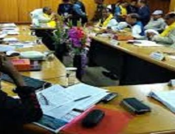 अल्मोड़ा में हुई  कैबिनेट की पहली बैठक, 15 प्रस्तावों पर लगी मुहर; जानिए महत्वपूर्ण फैसले.. 3 Hello Uttarakhand News »