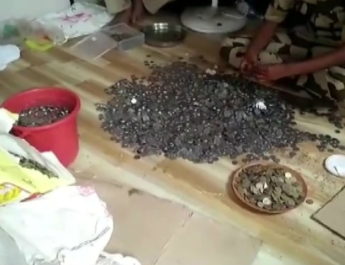 भिखारी की मौत के बाद झोपड़ी से बरामद हुए लाखों रुपये, गिनने में लग गए घंटों 4 Hello Uttarakhand News »