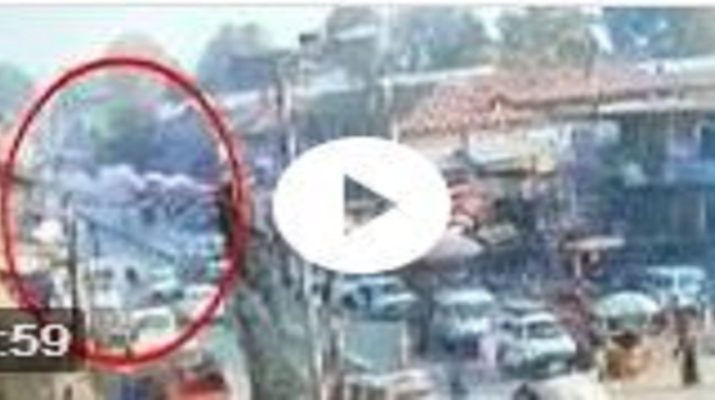 VIDEO: जम्मू कश्मीर में हुए आतंकी हमले का CCTV फुटेज आया सामने, ऐसे दिया घटना को अंजाम.. 1 Hello Uttarakhand News »