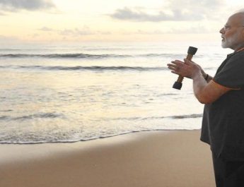 पीएम मोदी ने की लोगों की उत्सुकता खत्म, बताया- समुद्र तट पर 'प्लॉगिंग' के समय उनके हाथ में क्या था 2 Hello Uttarakhand News »