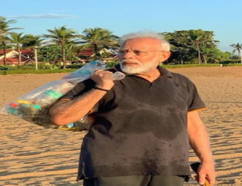 समुद्र तट पर कूड़ा बिनने लगे पीएम मोदी,लोगों को दिया संदेश 3 Hello Uttarakhand News »