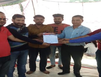 उत्तराखंड वेब मीडिया एसोसिएशन ने आयुष छात्रों के आंदोलन को दिया समर्थन 4 Hello Uttarakhand News &raquo;