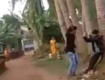 इंसानियत हुई शर्मसार, पेड़ से बांधकर युवक को पीटा, पानी मांगने पर डाला पेशाब 3 Hello Uttarakhand News »