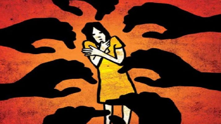 रक्षक बने भक्षक, 3 साथियों के साथ मिलकर पूर्व पुलिस कॉन्स्टेबल ने महिला के साथ किया गैंग रेप 1 Hello Uttarakhand News »