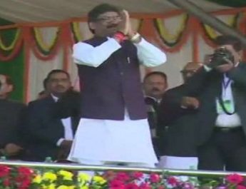 हेमंत सोरेन ने ली झारखंड के CM पद की शपथ, राहुल-ममता समेत कई नेता पहुंचे, पीएम मोदी को भी आमन्त्रण 2 Hello Uttarakhand News »