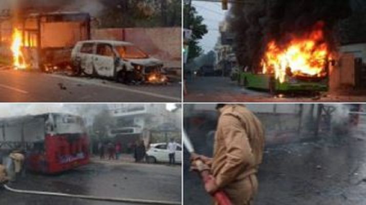 नागरिकता कानून के खिलाफ दिल्ली में भी हिंसक प्रदर्शन, फूंकी गाड़ियां; कई मेट्रो स्टेशन बंद 1 Hello Uttarakhand News »