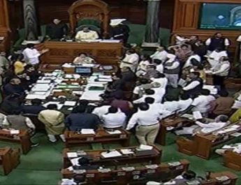 हैदराबाद की घटना पर संसद में जमकर हंगामा 4 Hello Uttarakhand News »