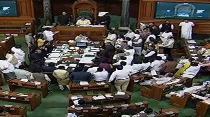 हैदराबाद की घटना पर संसद में जमकर हंगामा 1 हैदराबाद की घटना पर संसद में जमकर हंगामा 1 Hello Uttarakhand News »