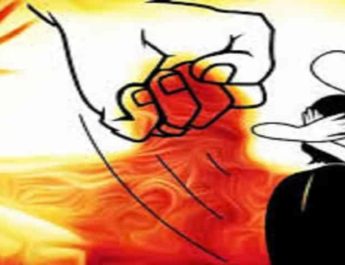 उत्तराखंड: बाइक सवार मनचले ने छात्राओं का रोका रास्ता 4 Hello Uttarakhand News »