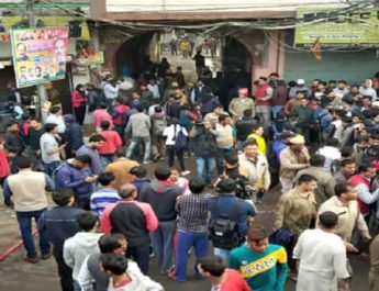 दिल्ली में अनाज मंडी के पास फैक्टरी में आग से अब तक 43 मजदूरों की मौत 4 Hello Uttarakhand News »