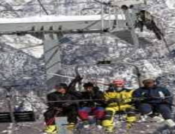 स्कीइंग प्रतियोगिता की तैयारियां ज़ोरों पर,रोपवे का संचालन हुआ बंद... 5 Hello Uttarakhand News »