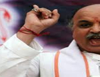 डॉ. प्रवीण तोगड़िया: नहीं होने देंगे मंदिरों का अधिग्रहण 3 Hello Uttarakhand News »