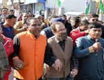 विकासनगर: CAA के समर्थन में भाजपा ने निकाली रैली 3 Hello Uttarakhand News »