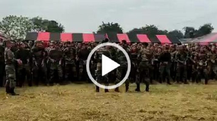 वतन के रखवालों ने खास अंदाज़ में किया 2020 को सलाम, देखिये ये ख़ास जश्‍न.. 1 Hello Uttarakhand News »