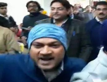 गुड़िया गैंगरेप केस में दोषियों को 20 साल की सजा, 5 साल की बच्ची से गैंगरेप के बाद शरीर में घुसाए कांच और मोमबत्ती 4 Hello Uttarakhand News »