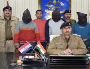 उत्तराखंड: फर्जी एसएसपी का पीआरओ पुलिस की गिरफ्त में, डर दिखाकर वसूली रंगदारी 2 Hello Uttarakhand News »