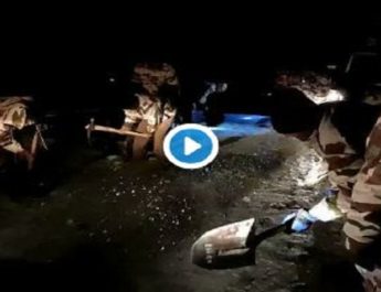 मसूरी-सुआखोली में बर्फबारी से फंसे सैकड़ों पर्यटक, ITBP ने किया रेस्क्यू; देखिए वीडियो.. 2 Hello Uttarakhand News »