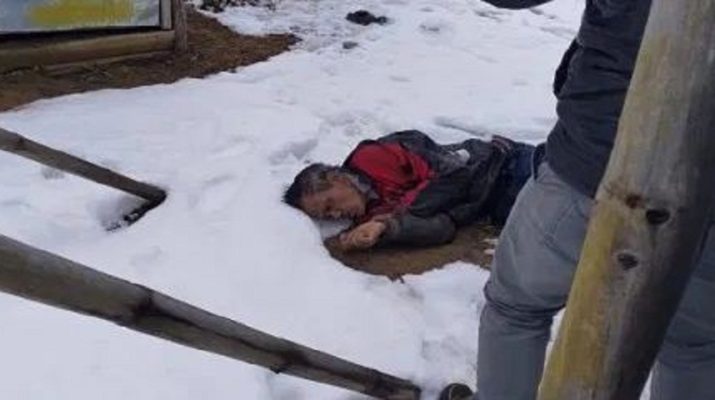 उत्तराखंड: बर्फ में मिला व्यक्ति का शव, ठंड लगने से हुई मौत 1 Hello Uttarakhand News »