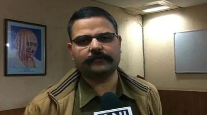 वीडियो वायरल होने के बाद SSP सस्पेंड, 14 पुलिस अधिकारियों के भी तबादले 1 Hello Uttarakhand News »