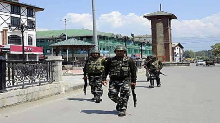 सेना ने मुठभेड़ में तीन आतंकियों को किया ढेर, आतंकी भारी मात्रा में लेकर जा रहे थे हथियारों का जखीरा 1 Hello Uttarakhand News »