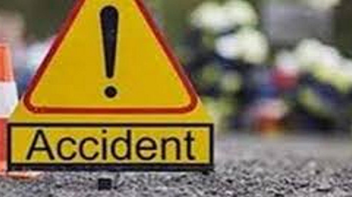 शादी से घर लौटते वक़्त सड़क हादसे में एक युवक की मौत, दो घायल 1 Hello Uttarakhand News »