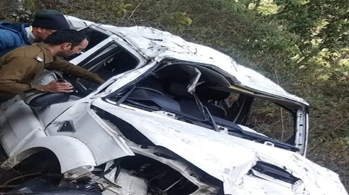 उत्तरकाशी: अनियंत्रित होकर खाई में गिरी स्कार्पियो, कई लोग घायल 1 Hello Uttarakhand News »