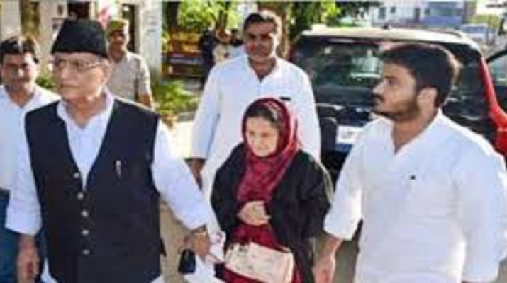 बड़ी ख़बर: सांसद आजम खान को पत्नी-बेटे समेत जेल भेजा गया, ये है वजह 1 बड़ी ख़बर: सांसद आजम खान को पत्नी-बेटे समेत जेल भेजा गया, ये है वजह 1 Hello Uttarakhand News »