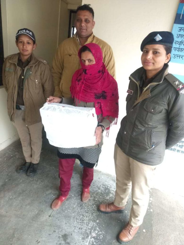 3500 नशीले कैप्सूल के साथ एक महिला गिरफ्तार 2 Hello Uttarakhand News »