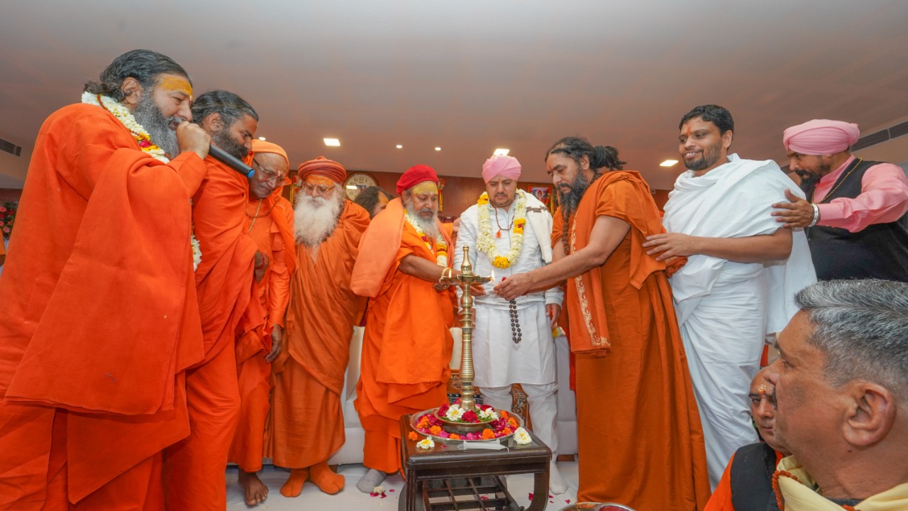 महंत देवेन्द्र दास महाराज ने किया लोक संस्कृति भवन का उद्घाटन 3 Hello Uttarakhand News »