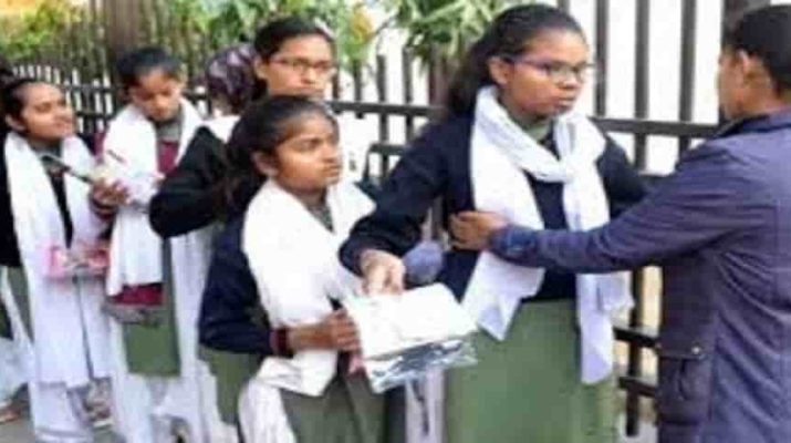 आज से उत्तराखंड बोर्ड परीक्षा का आगाज़, 12वीं का पहला पेपर शुरू 1 Hello Uttarakhand News »