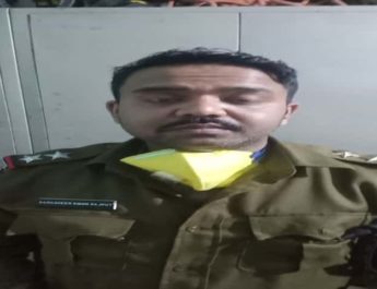 सब इंस्पेक्टर बनकर फ़िल्मी स्टाइल में लोगों से ठगी, पुलिस ने दर दबोचा 4 Hello Uttarakhand News »