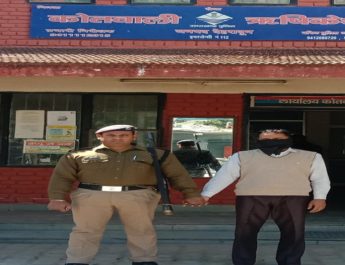 बुजुर्ग महिला से 28,00,000 लाख की धोखाधड़ी करने वाला शातिर प्रॉपर्टी डीलर गिरफ्तार! 4 Hello Uttarakhand News »