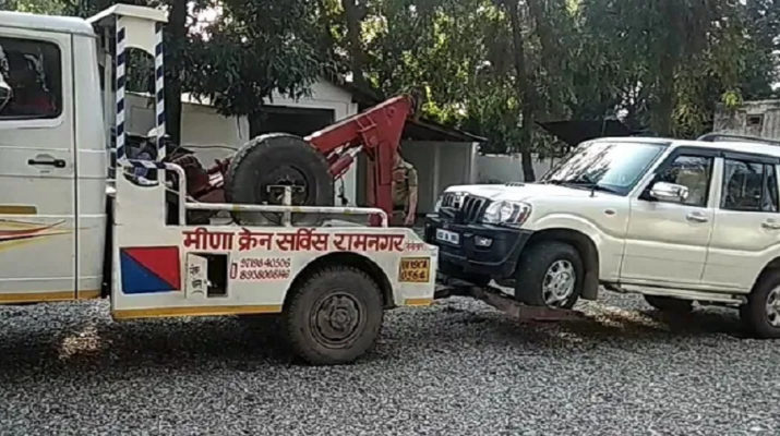 उत्तराखंड: जब तहसीलदार ने किया ,डीएफओ का सरकारी वाहन कुर्क... 1 Hello Uttarakhand News »