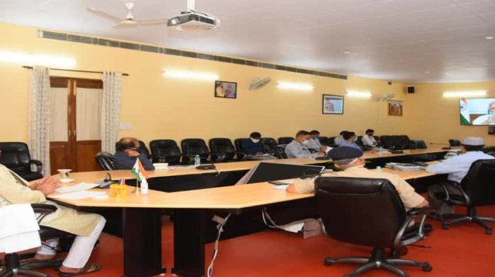 PM मोदी ने मुख्यमंत्रियों के साथ COVID-19 रणनीति पर की चर्चा; मुख्यमंत्री त्रिवेन्द्र सिंह ने कही यह बातें 1 PM मोदी ने मुख्यमंत्रियों के साथ COVID-19 रणनीति पर की चर्चा; मुख्यमंत्री त्रिवेन्द्र सिंह ने कही यह बातें 1 Hello Uttarakhand News »