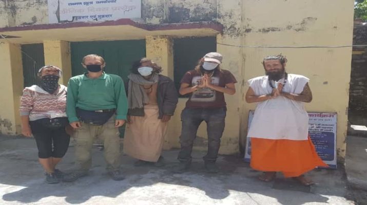 गरुड चट्टी, लक्ष्मण जुला में 06 मिले विदेशी नागरिक, छुपे थे पत्थरों की गुफा में, भेजा गया संगरोध केंद्र 10 गरुड चट्टी, लक्ष्मण जुला में 06 मिले विदेशी नागरिक, छुपे थे पत्थरों की गुफा में, भेजा गया संगरोध केंद्र 10 Hello Uttarakhand News » Page 2 of 100