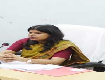 बागेश्वर: जिला मजिस्टे्रट का कार्यालयाध्यक्षो को निर्देशित,आरोग्य सेतु मोबाईल एप्लीकेशन को उपयोग करने एवं आम जनमानस में भी इस का प्रचार-प्रसार करने 2 Hello Uttarakhand News »