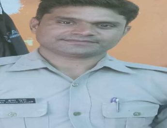 कोरोना वारियर कांस्टेबल संजय गुर्जर की सड़क दुर्घटना में हुई मृत्यु पर मुख्यमंत्री ने की 10 लाख देने की घोषणा 3 Hello Uttarakhand News »