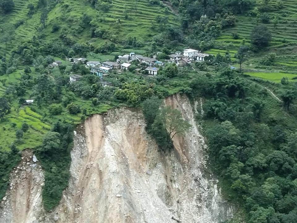 बड़ी खबर: पिथौरागढ़ के मुनस्यारी तहसील के दो स्थानों में फटा बादल, 3 लोगों की मौत, 5 ज़ख़्मी, 11 लोग लापता! 2 बड़ी खबर: पिथौरागढ़ के मुनस्यारी तहसील के दो स्थानों में फटा बादल, 3 लोगों की मौत, 5 ज़ख़्मी, 11 लोग लापता! 2 Hello Uttarakhand News »